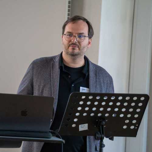 INMM Darmstadt 79. Frühjahrstagung 8.-11.4.2026 „echt“ 11.4.26 Lukas Bugiel Echte Musik. Eine Norm musikunterrichtlichen Handelns