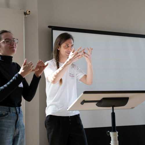 INMM Darmstadt 79. Frühjahrstagung 8.-11.4.2026 „echt“ 9.4.2026 Benjamin van Bebber „Vielsinnliches Musizieren“
